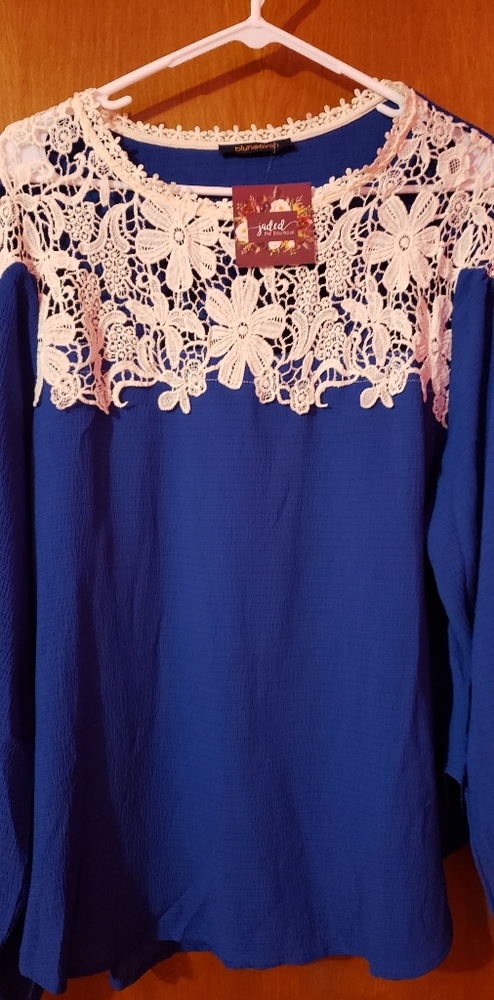 Boutique top